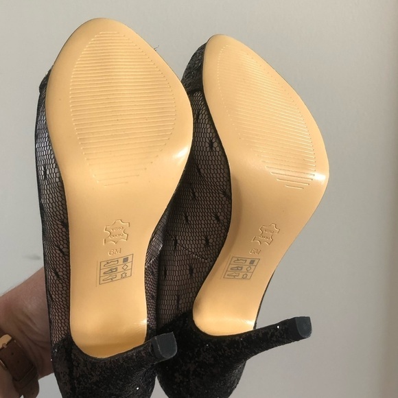 Lulu Townsend Black & Beige Mesh Glitter Stiletto Heels 6 - Picture 5 of 6